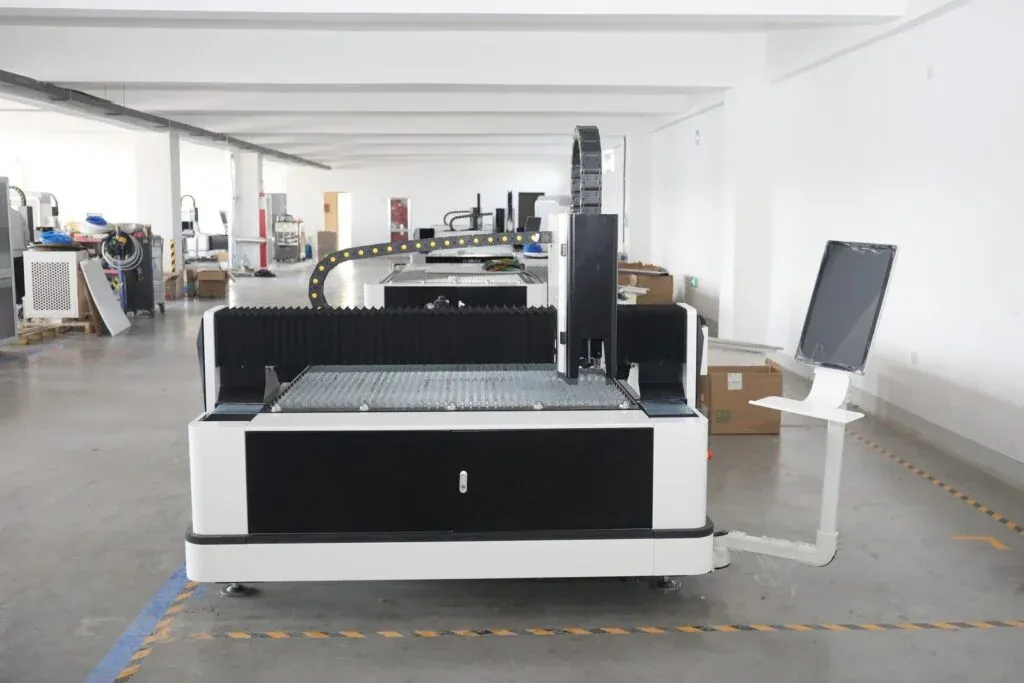 Laser fiber GWEIKE LF3015E din stocul Delta Machine București